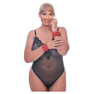 Sex and Mischief by Sportsheets Amor Handcuffs