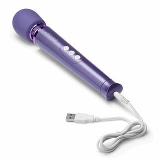 Le Wand Petite Rechargeable Silicone Vibrating Massager - Rose Gold